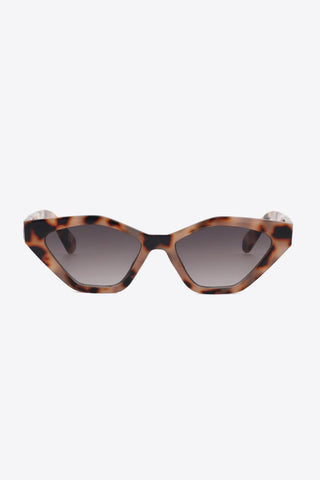 Cat Eye Polycarbonate Sunglasses - Closet of Ren