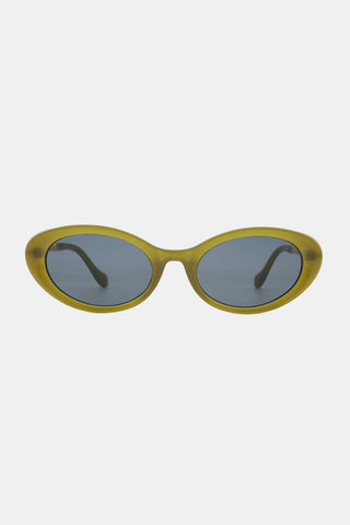 Polycarbonate Frame Cat-Eye Sunglasses - Closet of Ren