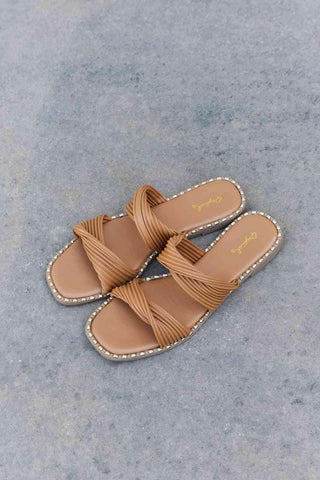 Qupid Summertime Fine Double Strap Twist Sandals - Closet of Ren