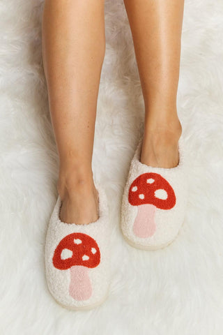 Melody Mushroom Print Plush Slide Slippers - Closet of Ren