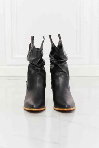 MMShoes Better in Texas Scrunch Cowboy Boots in Black - Closet of Ren