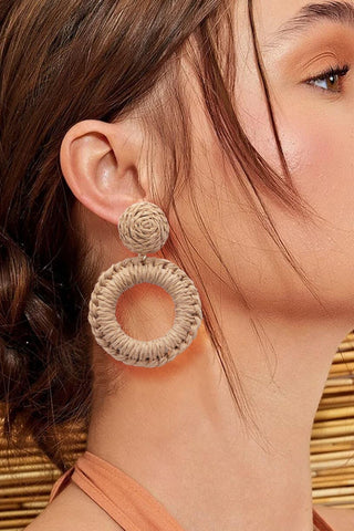 Round Shape Raffia Grass Dangle Earrings - Closet of Ren