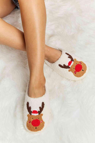 Melody Rudolph Print Plush Slide Slippers - Closet of Ren