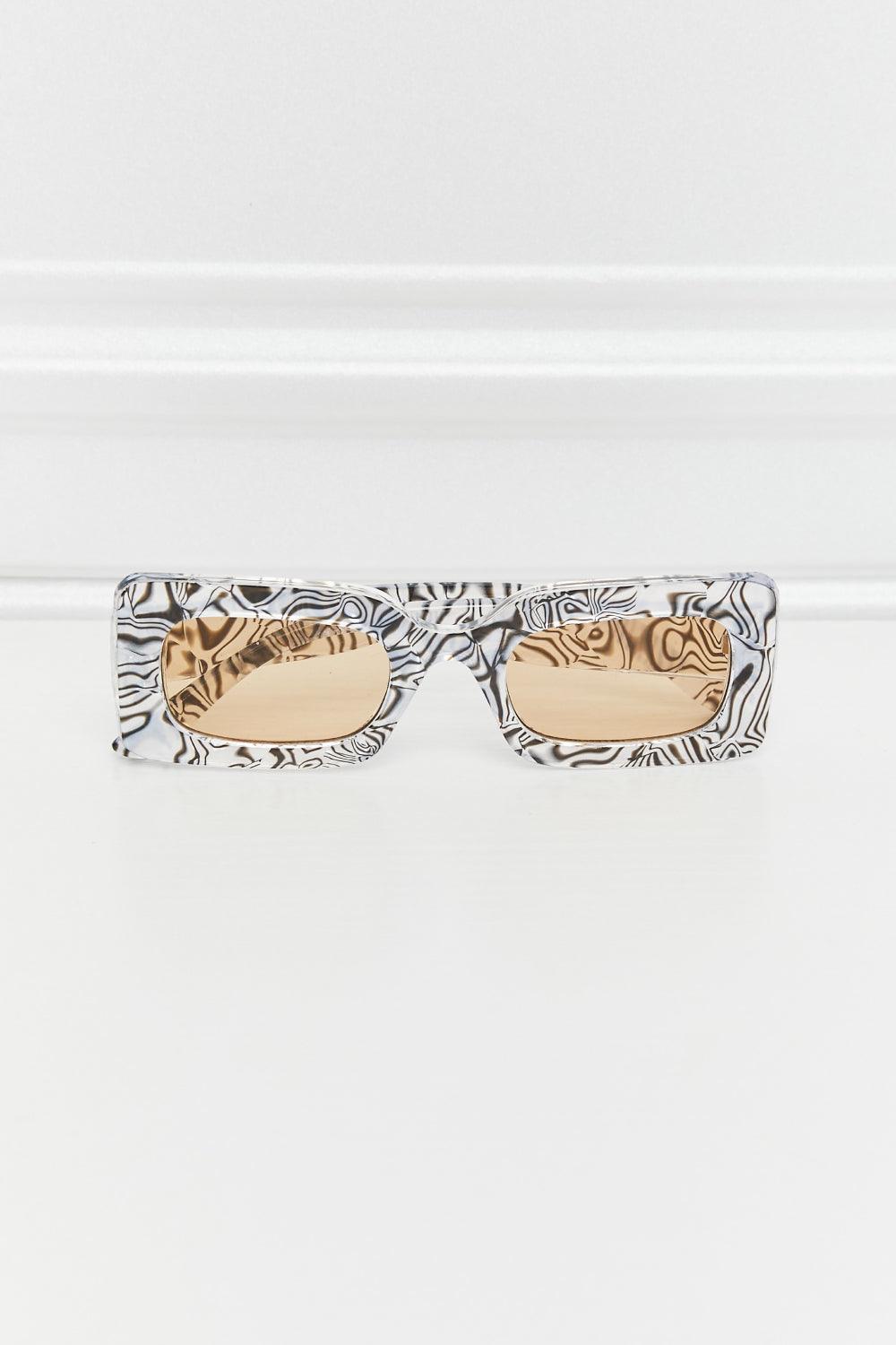 Tortoiseshell Rectangle Polycarbonate Sunglasses - Closet of Ren