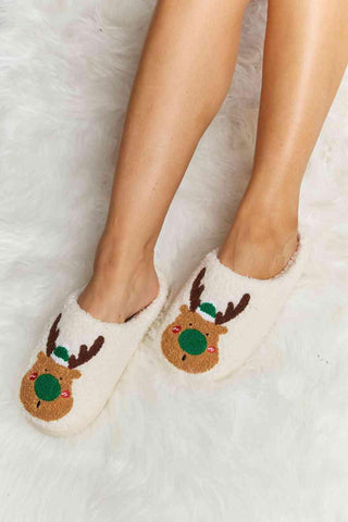 Melody Rudolph Print Plush Slide Slippers - Closet of Ren