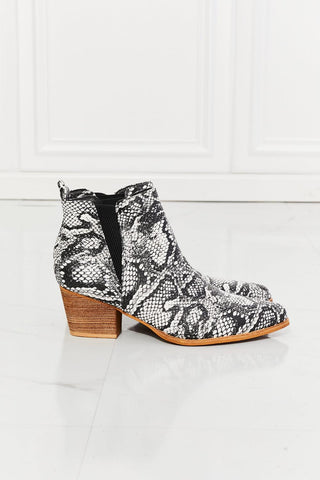 MMShoes Back At It Point Toe Bootie in Snakeskin - Closet of Ren