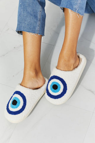 MMShoes Eye Plush Slipper - Closet of Ren