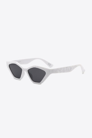 Cat Eye Polycarbonate Sunglasses - Closet of Ren