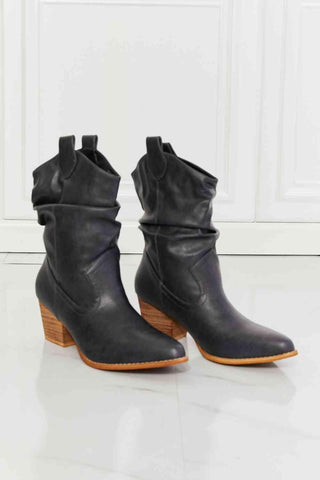 MMShoes Better in Texas Scrunch Cowboy Boots in Navy - Closet of Ren