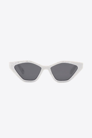 Cat Eye Polycarbonate Sunglasses - Closet of Ren