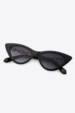 Chain Detail Cat-Eye Sunglasses - Closet of Ren