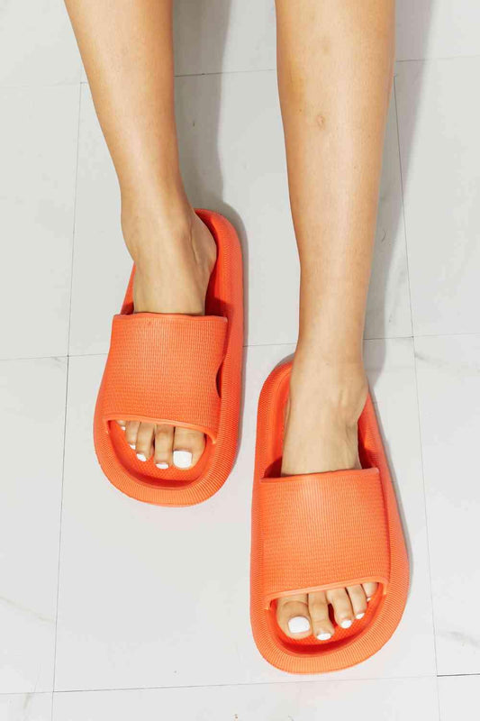MMShoes Arms Around Me Open Toe Slide in Orange - Closet of Ren