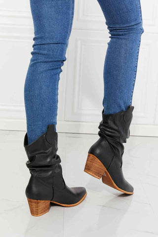 MMShoes Better in Texas Scrunch Cowboy Boots in Black - Closet of Ren