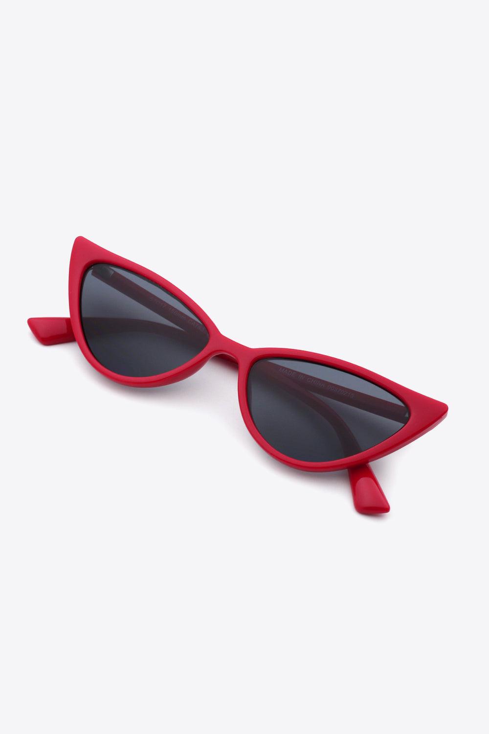 Polycarbonate Cat-Eye Sunglasses - Closet of Ren