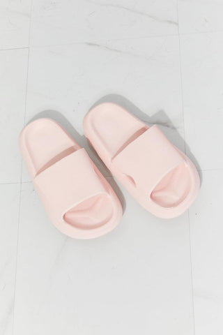 MMShoes Arms Around Me Open Toe Slide in Pink - Closet of Ren