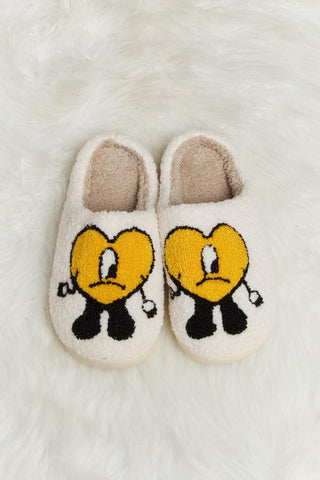 Melody Love Heart Print Plush Slippers - Closet of Ren