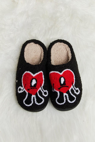 Melody Love Heart Print Plush Slippers - Closet of Ren