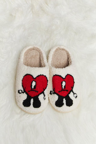 Melody Love Heart Print Plush Slippers - Closet of Ren