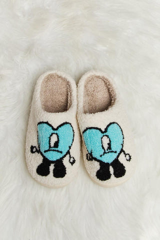 Melody Love Heart Print Plush Slippers - Closet of Ren