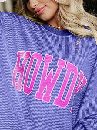 Full Size HOWDY Graphic Round Neck Sweatshirt - Closet of Ren