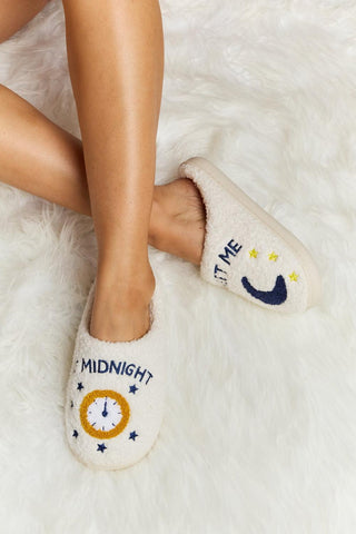 Melody Printed Plush Slide Slippers - Closet of Ren