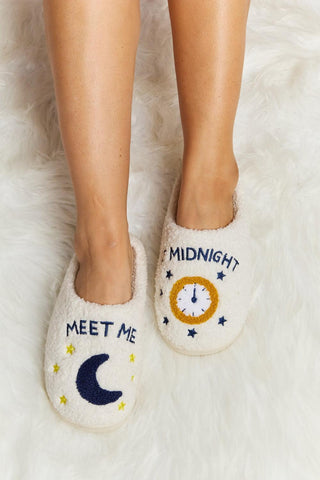 Melody Printed Plush Slide Slippers - Closet of Ren