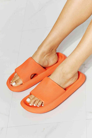 MMShoes Arms Around Me Open Toe Slide in Orange - Closet of Ren