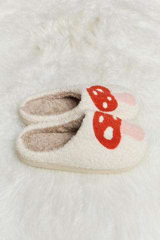 Melody Mushroom Print Plush Slide Slippers - Closet of Ren