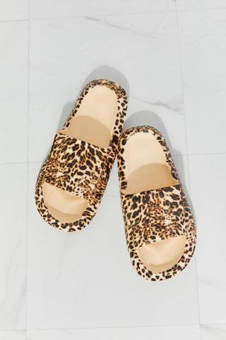 MMShoes Arms Around Me Open Toe Slide in Leopard - Closet of Ren