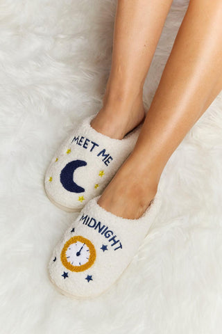 Melody Printed Plush Slide Slippers - Closet of Ren